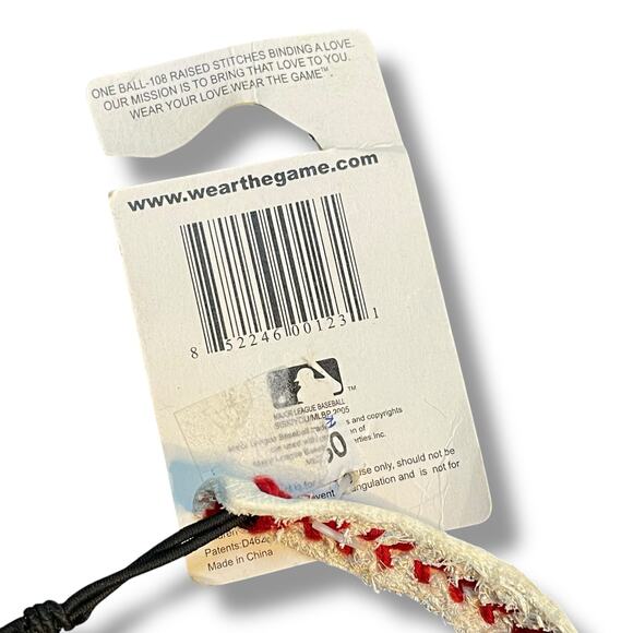 Boston Red Sox Baseball Seam Bracelet Gamewear Red Stitching Wear the Game MLB - Picture 9 of 14
